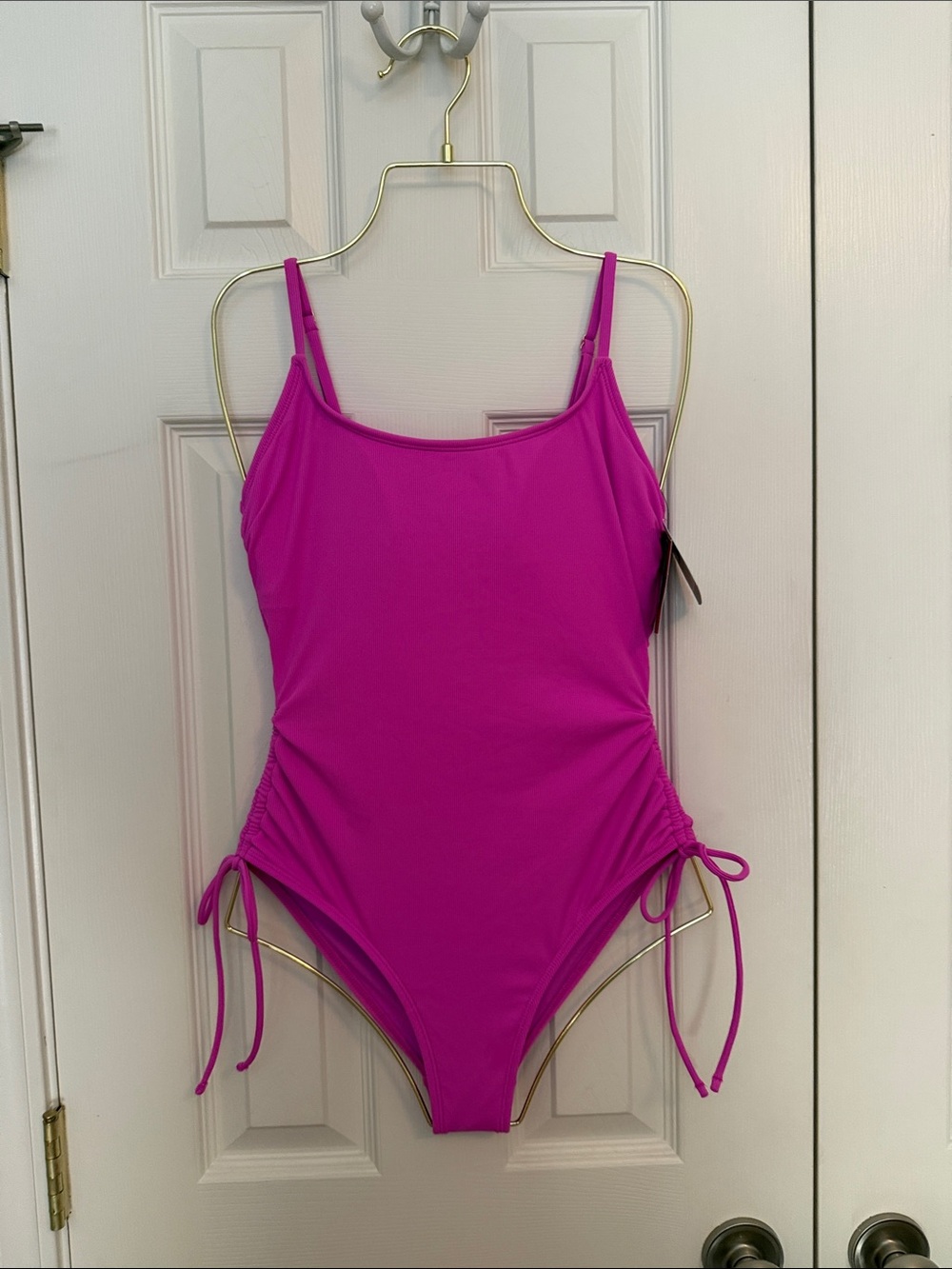 Shade & Shore Bright Pink Ribbed One-Piece Swimsuit Ruched Sides S NWT